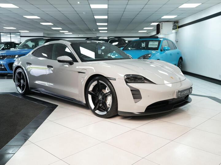 Porsche TAYCAN Performance Plus 93.4kWh 4S Auto 4WD 4dr (11kW Charger) Porsche TAYCAN Performance Plus 93.4kWh 4S Auto 4WD 4dr (11kW Charger)