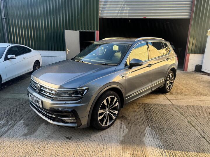 Volkswagen Tiguan Allspace 2.0 TDI R-Line DSG Euro 6 (s/s) 5dr
