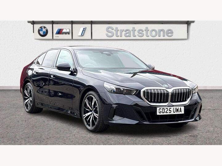 BMW 5 Series 2.0 520i MHT M Sport Steptronic Euro 6 (s/s) 4dr BMW 5 Series 2.0 520i MHT M Sport Steptronic Euro 6 (s/s) 4dr