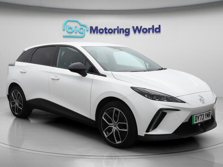 MG MG4 64kWh Trophy Long Range Auto 5dr