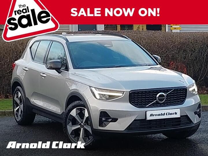 Volvo XC40 2.0 B3 MHEV Plus DCT Auto Euro 6 (s/s) 5dr