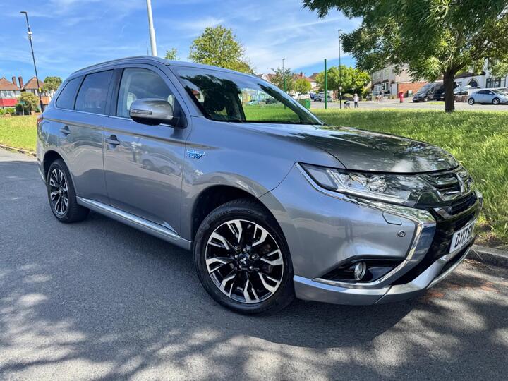 Mitsubishi Outlander 2.0h 12kWh 4hs CVT 4WD Euro 6 (s/s) 5dr