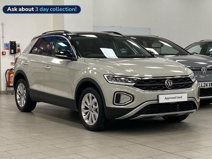 Volkswagen T-Roc 1.0 TSI Match Euro 6 (s/s) 5dr Volkswagen T-Roc 1.0 TSI Match Euro 6 (s/s) 5dr
