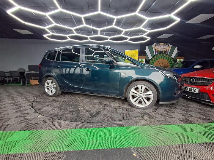 Vauxhall Zafira Tourer 1.4i Turbo SRi Euro 6 5dr Vauxhall Zafira Tourer 1.4i Turbo SRi Euro 6 5dr