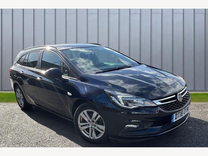 Vauxhall Astra 1.6 CDTi EcoTEC BlueInjection Tech Line Nav Sports Tourer Euro 6 (s/s) 5dr Vauxhall Astra 1.6 CDTi EcoTEC BlueInjection Tech Line Nav Sports Tourer Euro 6 (s/s) 5dr