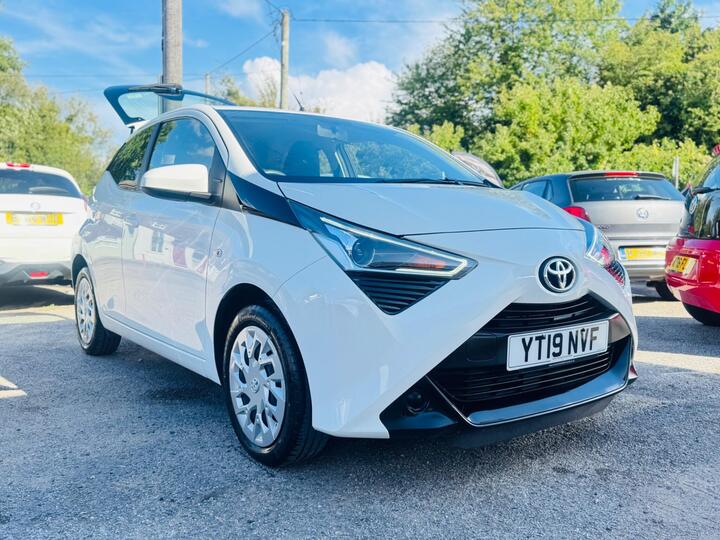 Toyota AYGO 1.0 VVT-i X-play Euro 6 5dr