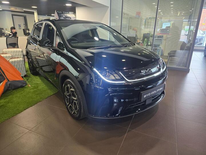 BYD Dolphin 60.48kWh Design Auto 5dr