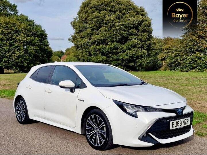 Toyota COROLLA 1.8 VVT-h Design CVT Euro 6 (s/s) 5dr