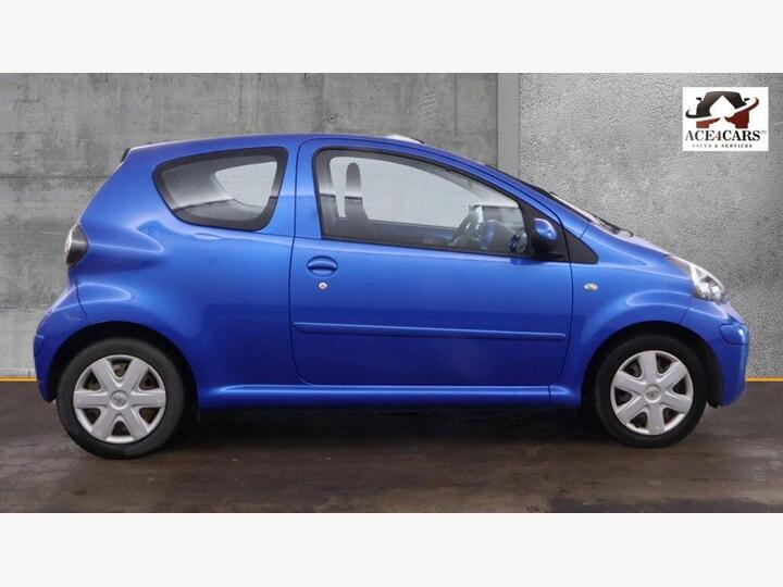 Toyota AYGO 1.0 VVT-i Blue Euro 4 3dr