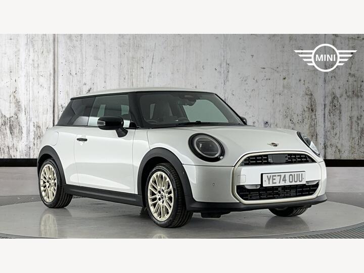 MINI Hatch 1.5C Exclusive Steptronic Euro 6 (s/s) 3dr