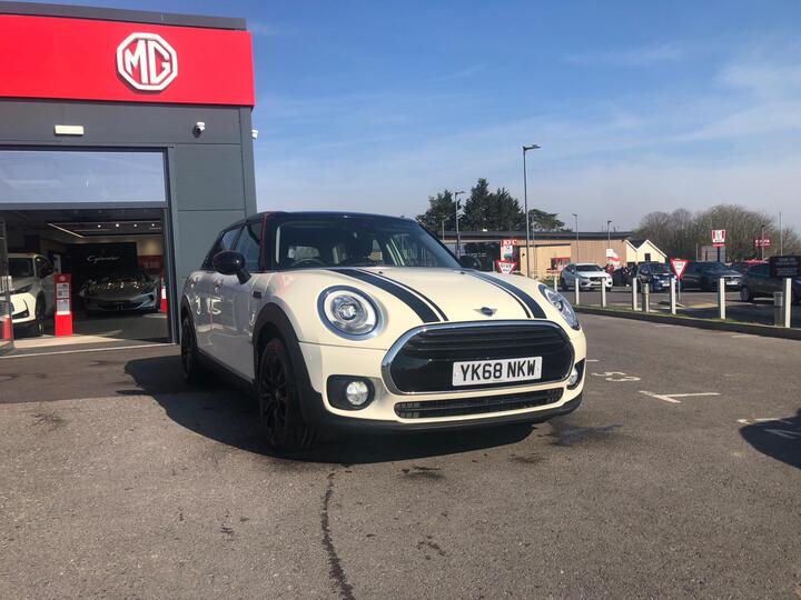 MINI Clubman 1.5 Cooper Classic Euro 6 (s/s) 6dr MINI Clubman 1.5 Cooper Classic Euro 6 (s/s) 6dr