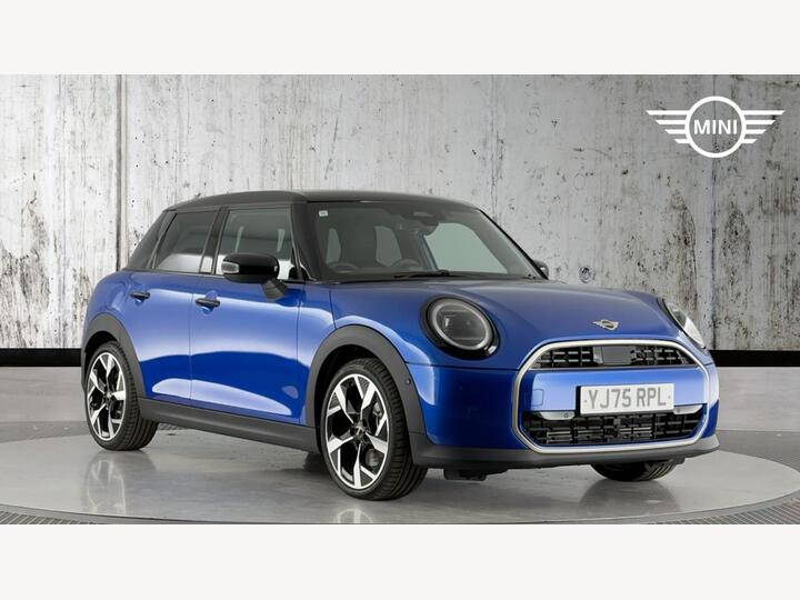 MINI Cooper 1.5C Exclusive Steptronic Euro 6 (s/s) 5dr