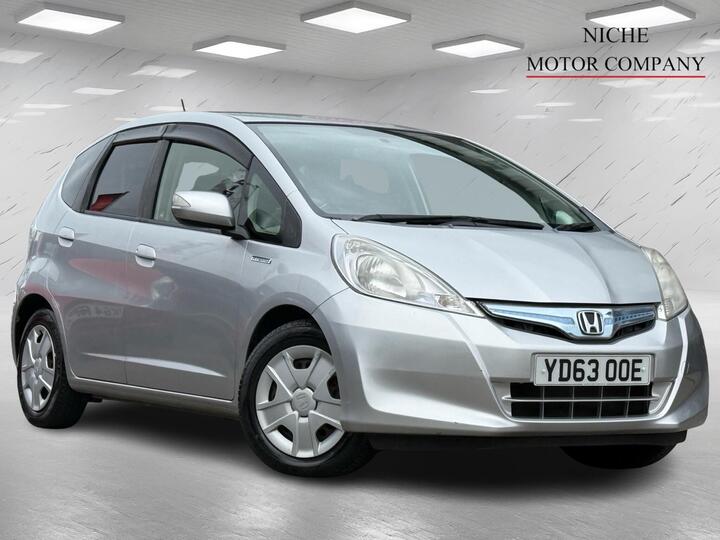 Honda Jazz 1.3h IMA HS Hatchback 5dr Petrol Hybrid CVT Euro 5 (102 Ps)