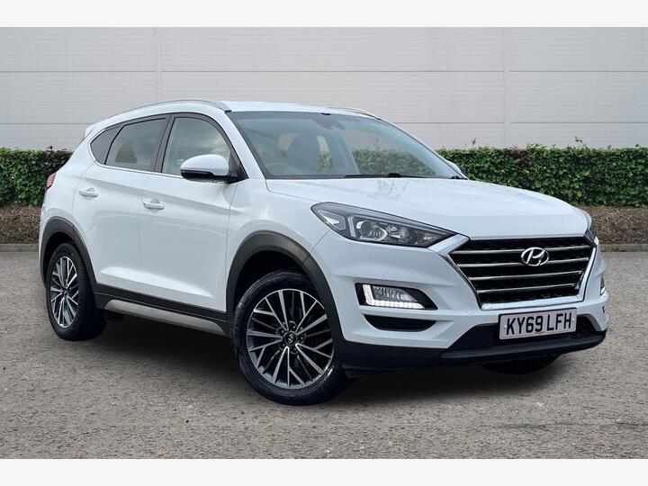 Hyundai Tucson 1.6 GDi Premium Euro 6 (s/s) 5dr Hyundai Tucson 1.6 GDi Premium Euro 6 (s/s) 5dr