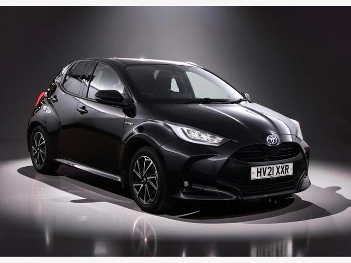 Toyota Yaris 1.5 VVT-h Design E-CVT Euro 6 (s/s) 5dr