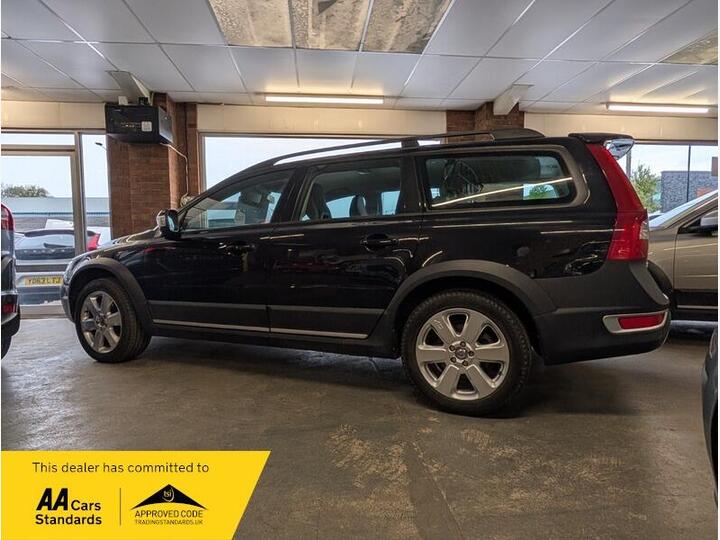 Volvo XC70 2.4 D5 SE Sport Geartronic AWD Euro 4 5dr