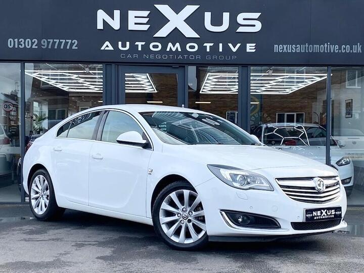 Vauxhall Insignia 2.0 CDTi EcoFLEX Elite Nav Euro 5 (s/s) 5dr Vauxhall Insignia 2.0 CDTi EcoFLEX Elite Nav Euro 5 (s/s) 5dr