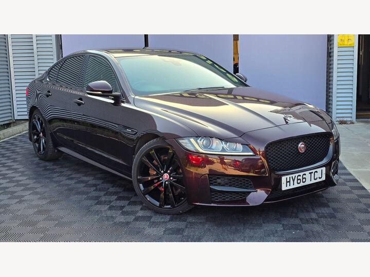 Jaguar XF 2.0d R-Sport Auto Euro 6 (s/s) 4dr