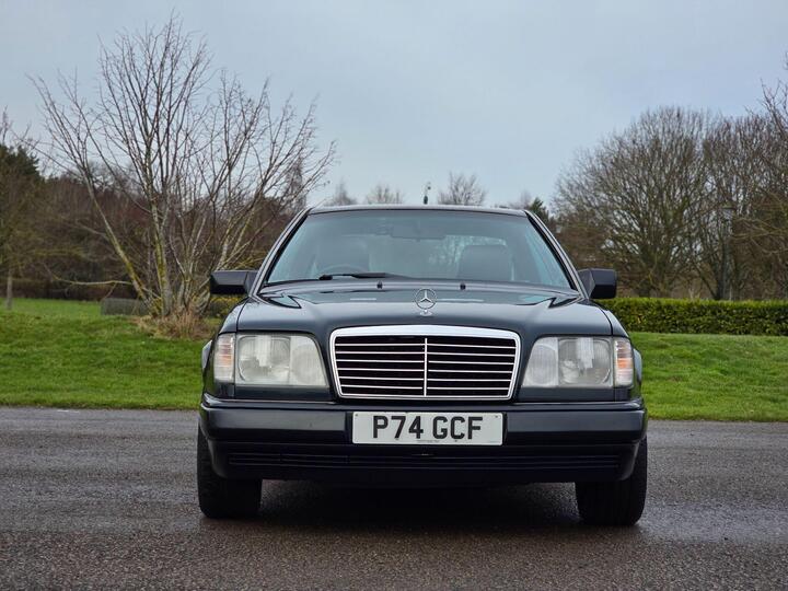 Mercedes-Benz E Class 3.2 E320 2dr