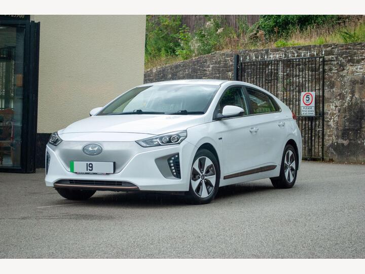 Hyundai IONIQ 28kWh Premium Auto 5dr