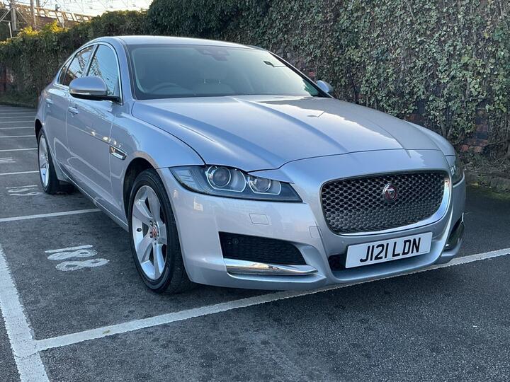 Jaguar XF 2.0d Portfolio Auto AWD Euro 6 (s/s) 4dr