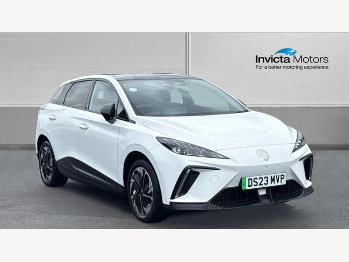 MG MG4 EV 64kWh Trophy Long Range Auto 5dr