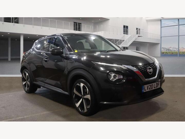 Nissan JUKE 1.0 DIG-T Tekna Euro 6 (s/s) 5dr