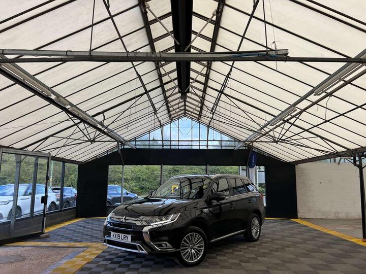 Mitsubishi OUTLANDER 2.4h TwinMotor 13.8kWh 4hs CVT 4WD Euro 6 (s/s) 5dr