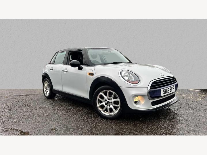 MINI HATCH 1.5 Cooper Auto Euro 6 (s/s) 5dr