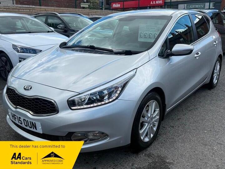 Kia Ceed 1.6 GDi 3 DCT Euro 5 5dr
