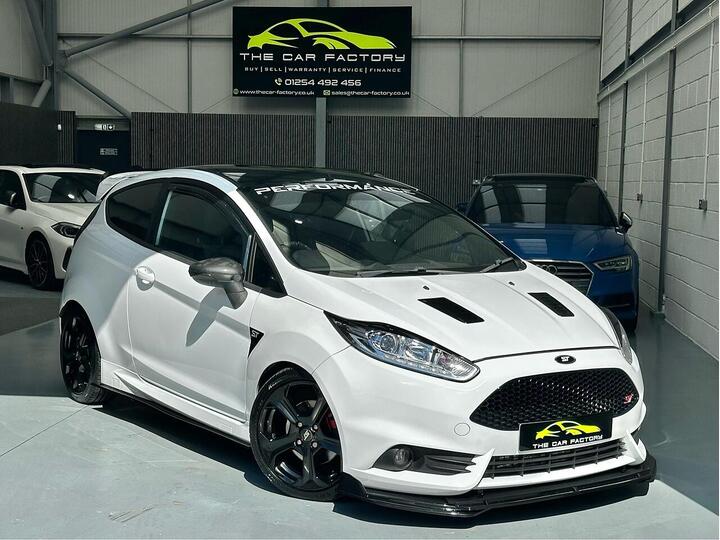Ford Fiesta 1.6T EcoBoost ST-2 Euro 6 3dr