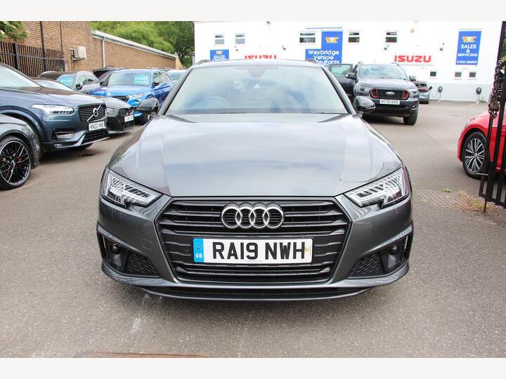 Audi A4 Avant 2.0 TFSI 40 Black Edition S Tronic Euro 6 (s/s) 5dr