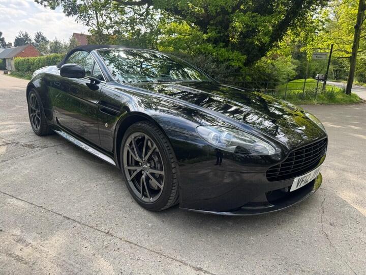 Aston Martin VANTAGE 4.7 V8 S Roadster Sportshift Euro 5 2dr Aston Martin VANTAGE 4.7 V8 S Roadster Sportshift Euro 5 2dr