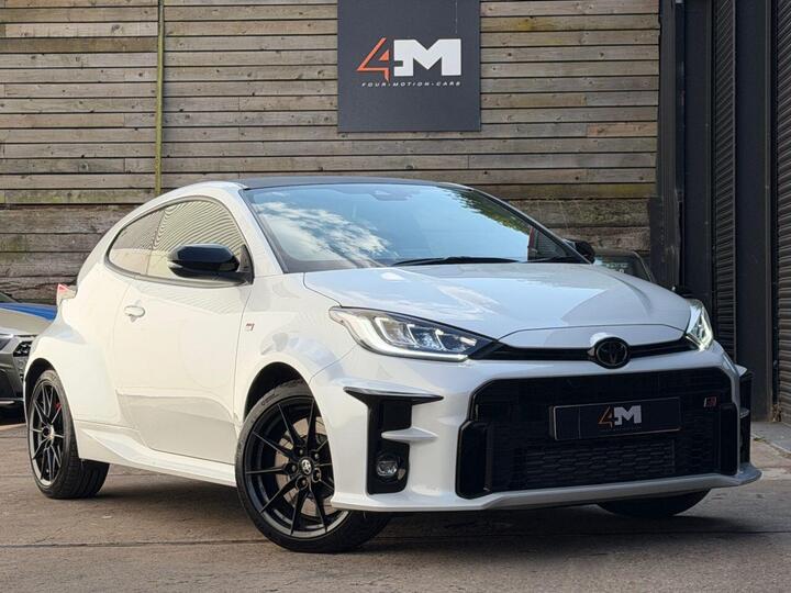 Toyota YARIS 1.6T GR Circuit AWD Euro 6 3dr