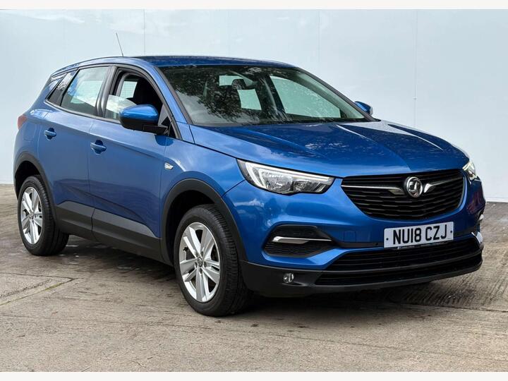 Vauxhall Grandland X 1.2 Turbo SE Euro 6 (s/s) 5dr Vauxhall Grandland X 1.2 Turbo SE Euro 6 (s/s) 5dr