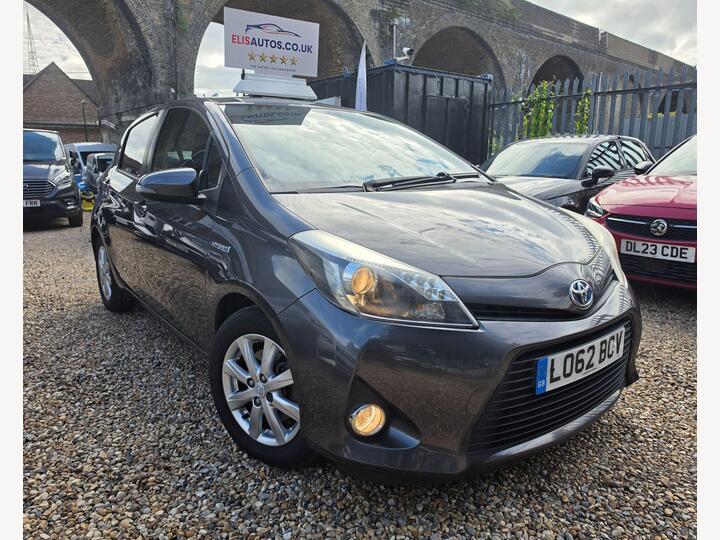 Toyota Yaris 1.5 VVT-h T4 CVT Euro 5 5dr