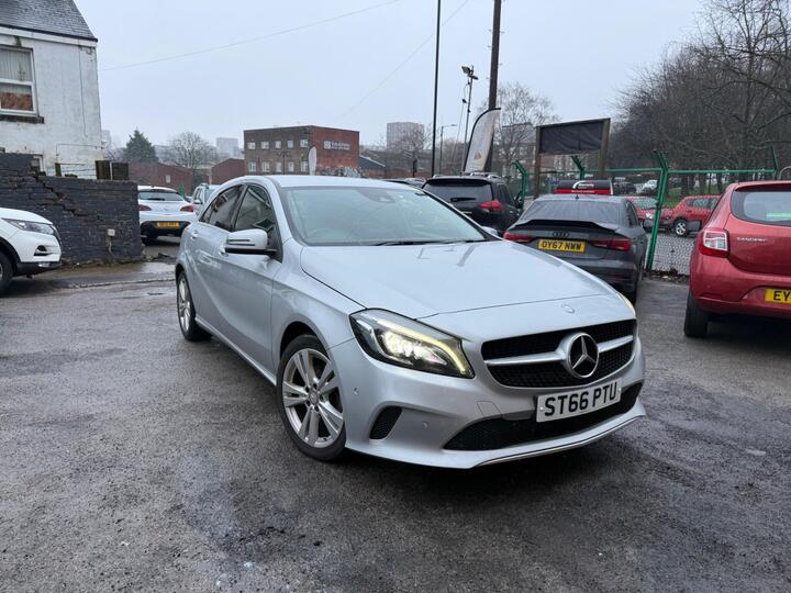 Mercedes-Benz A Class 2.1 A200d Sport (Premium) 7G-DCT Euro 6 (s/s) 5dr