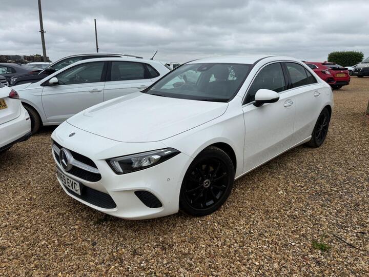 Mercedes-Benz A-CLASS 1.3 A200 Sport (Premium) Euro 6 (s/s) 4dr