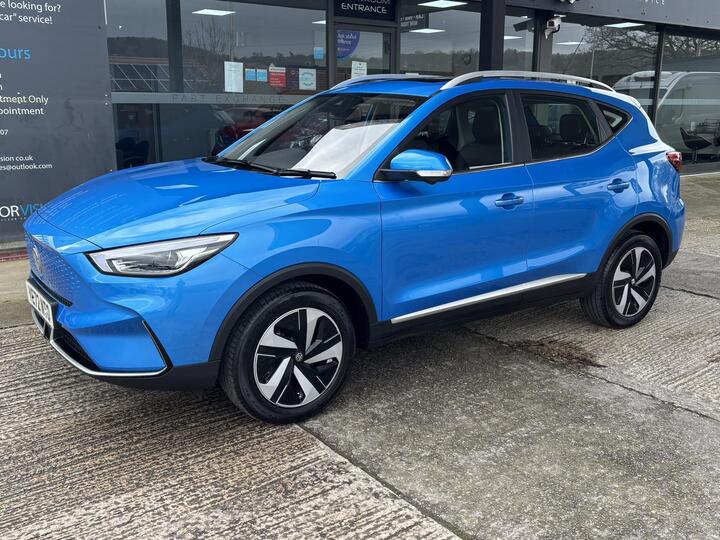 MG MG ZS 72.6kWh Trophy Long Range Auto 5dr