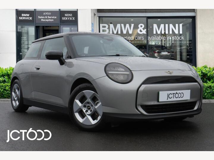 MINI Electric Cooper E 40.7kWh Classic Auto 3dr MINI Electric Cooper E 40.7kWh Classic Auto 3dr