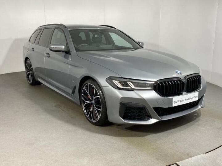 BMW 5 Series 2.0 520d MHT M Sport Touring Steptronic Euro 6 (s/s) 5dr BMW 5 Series 2.0 520d MHT M Sport Touring Steptronic Euro 6 (s/s) 5dr