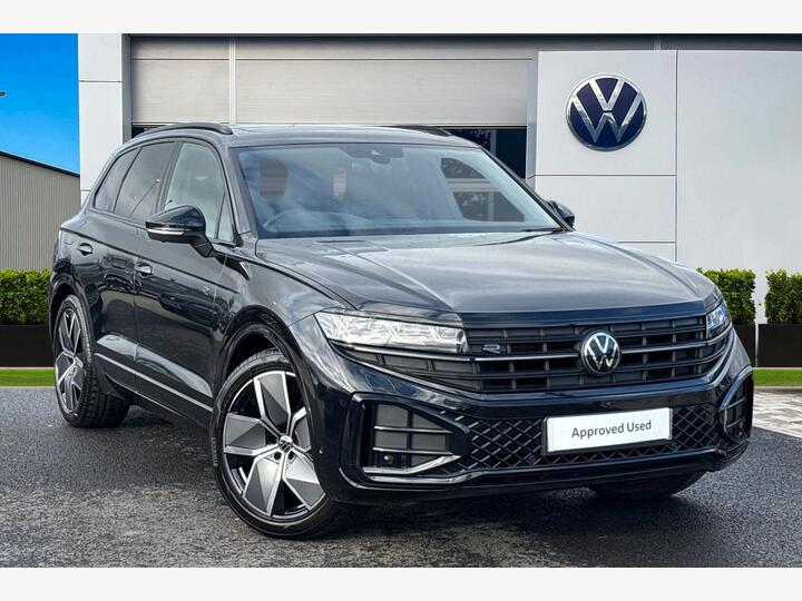 Volkswagen Touareg 3.0 TDI V6 Black Edition Tiptronic 4Motion Euro 6 (s/s) 5dr