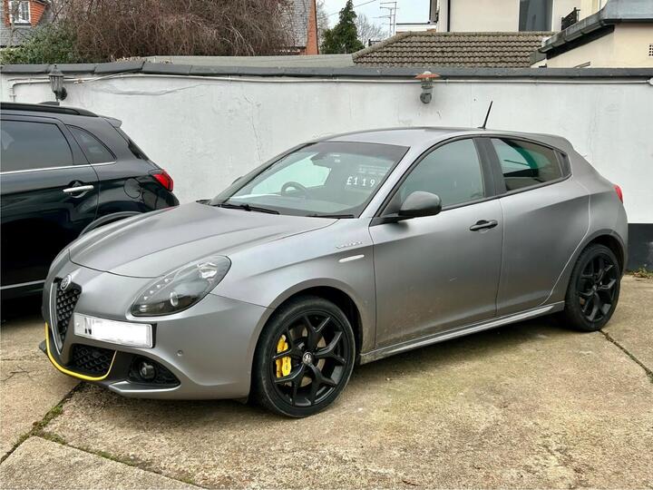 Alfa Romeo Giulietta 2.0 JTDM-2 Veloce TCT Euro 6 (s/s) 5dr