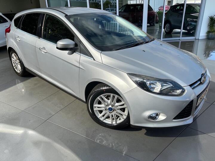 Ford Focus 1.6 TDCi Titanium Euro 5 (s/s) 5dr