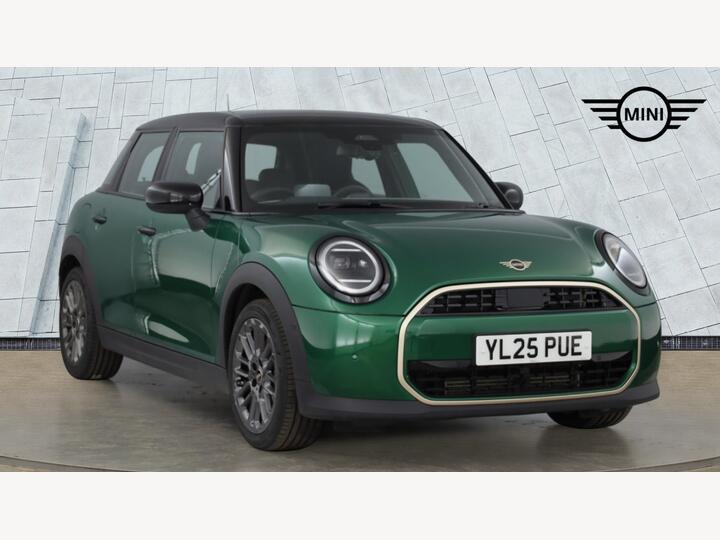 MINI Cooper 1.5C Exclusive Steptronic Euro 6 (s/s) 5dr