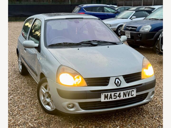 Renault Clio 1.2 16v Dynamique 3dr