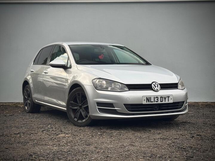 Volkswagen Golf 1.6 TDI BlueMotion Tech SE Euro 5 (s/s) 5dr