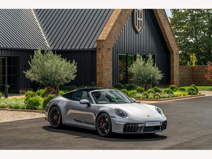 Porsche 911 3.6 T-Hybrid 992 4 GTS Targa PDK 4WD Euro 6 (s/s) 2dr