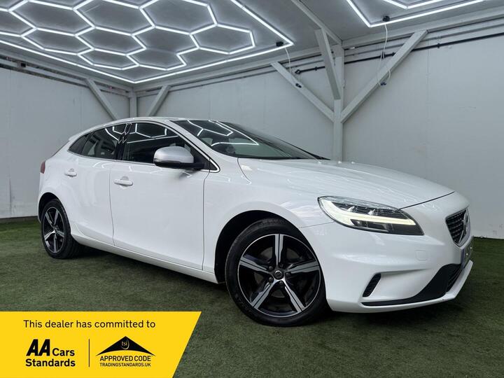 Volvo V40 2.0 T2 GPF R-Design Nav Plus Euro 6 (s/s) 5dr