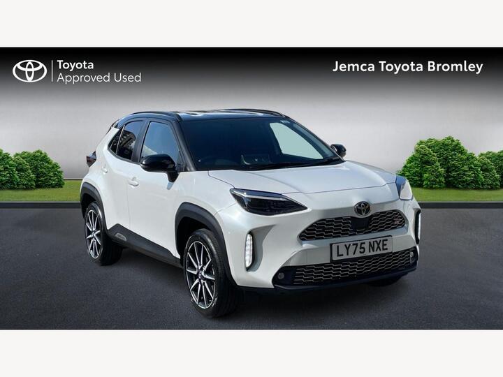 Toyota Yaris Cross 1.5 VVT-h GR SPORT E-CVT Euro 6 (s/s) 5dr